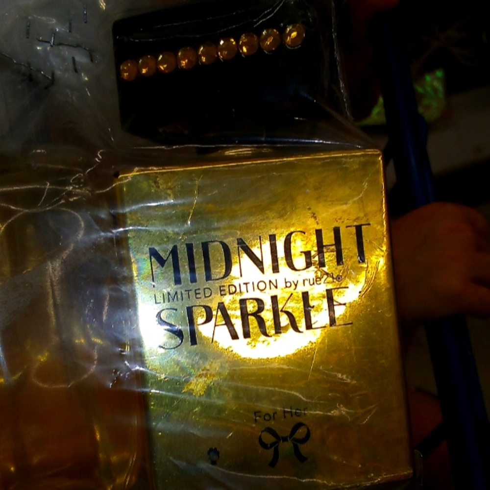 Midnight sparkle by rule 21 perfume